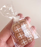 HOT CROSS BUN MINI BREAD CLIPS